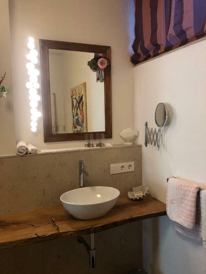 Ferienwohnung Burgenblick Mit Blick Auf 리덴부르크 외부 사진
